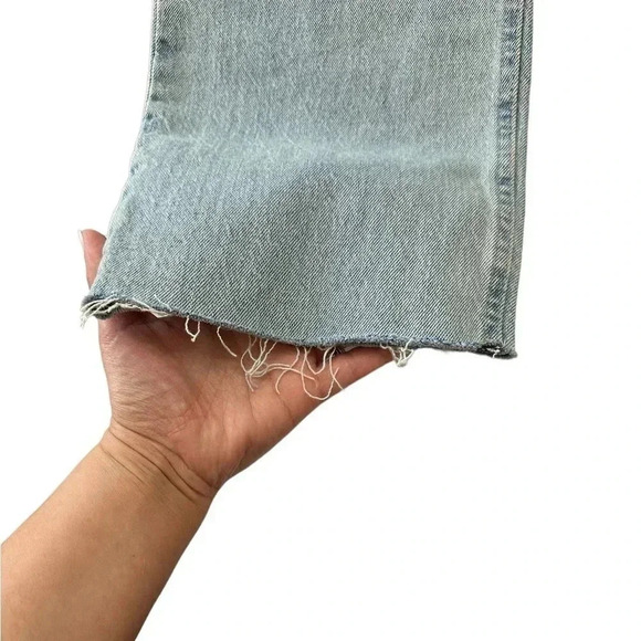 Wrangler Jeans Unique With Buttons Women’s Size 33x32 - Picture 3 of 9